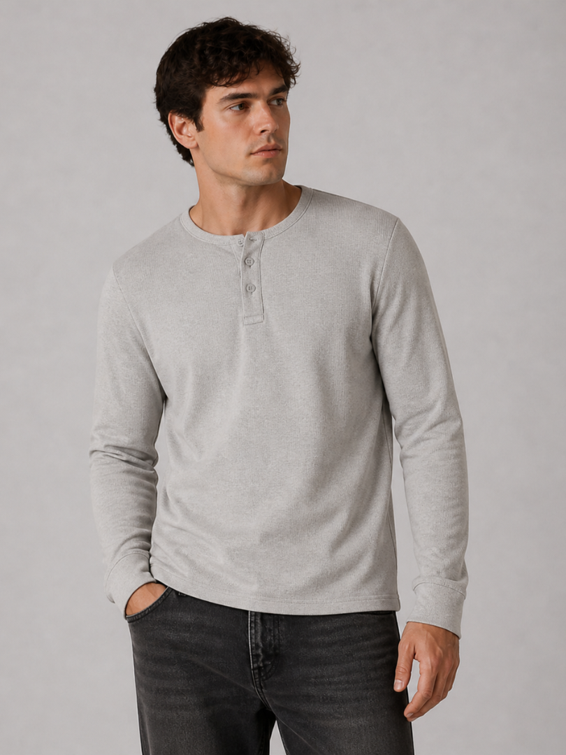 Minimalist ribbed Henley with refined everyday fit