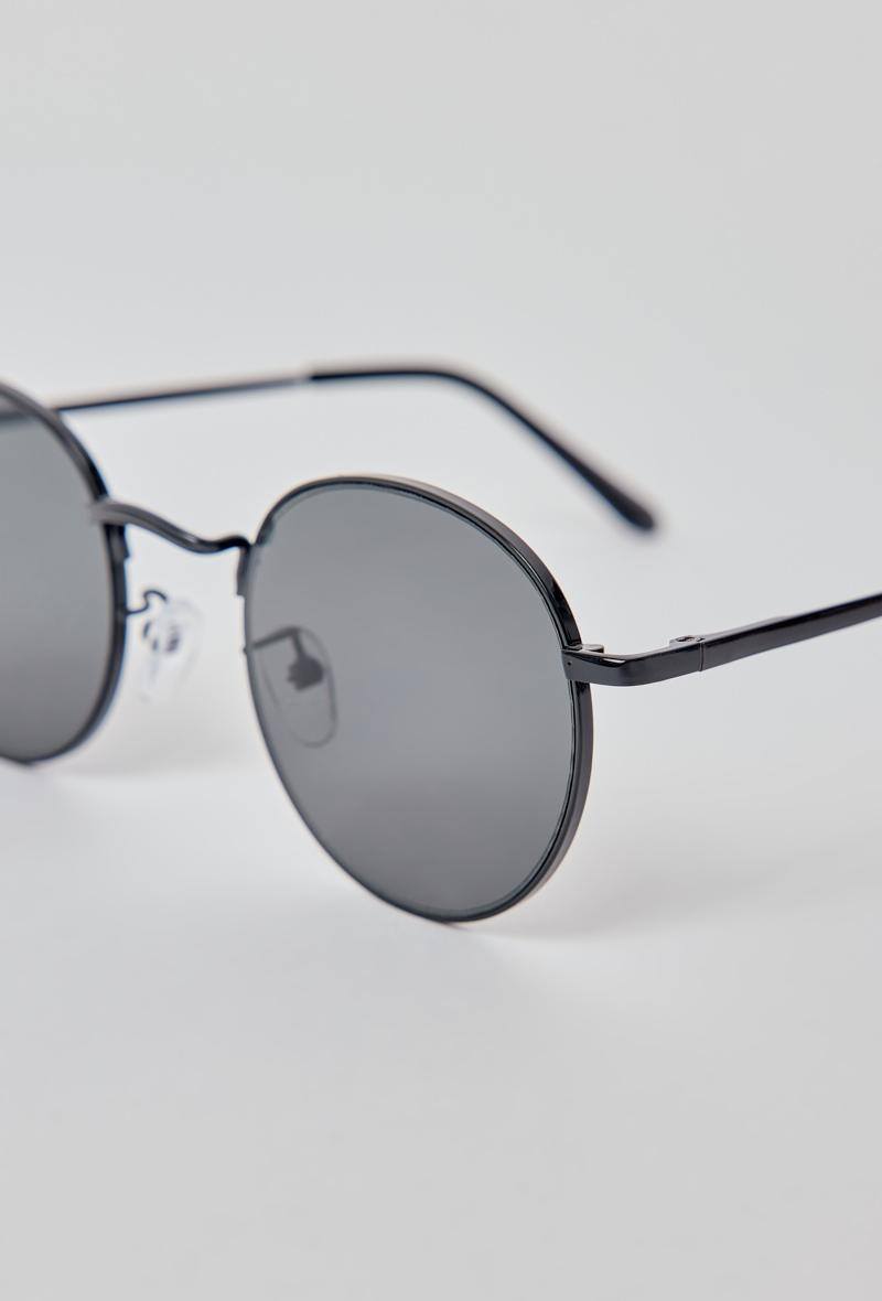 trendy sunglasses