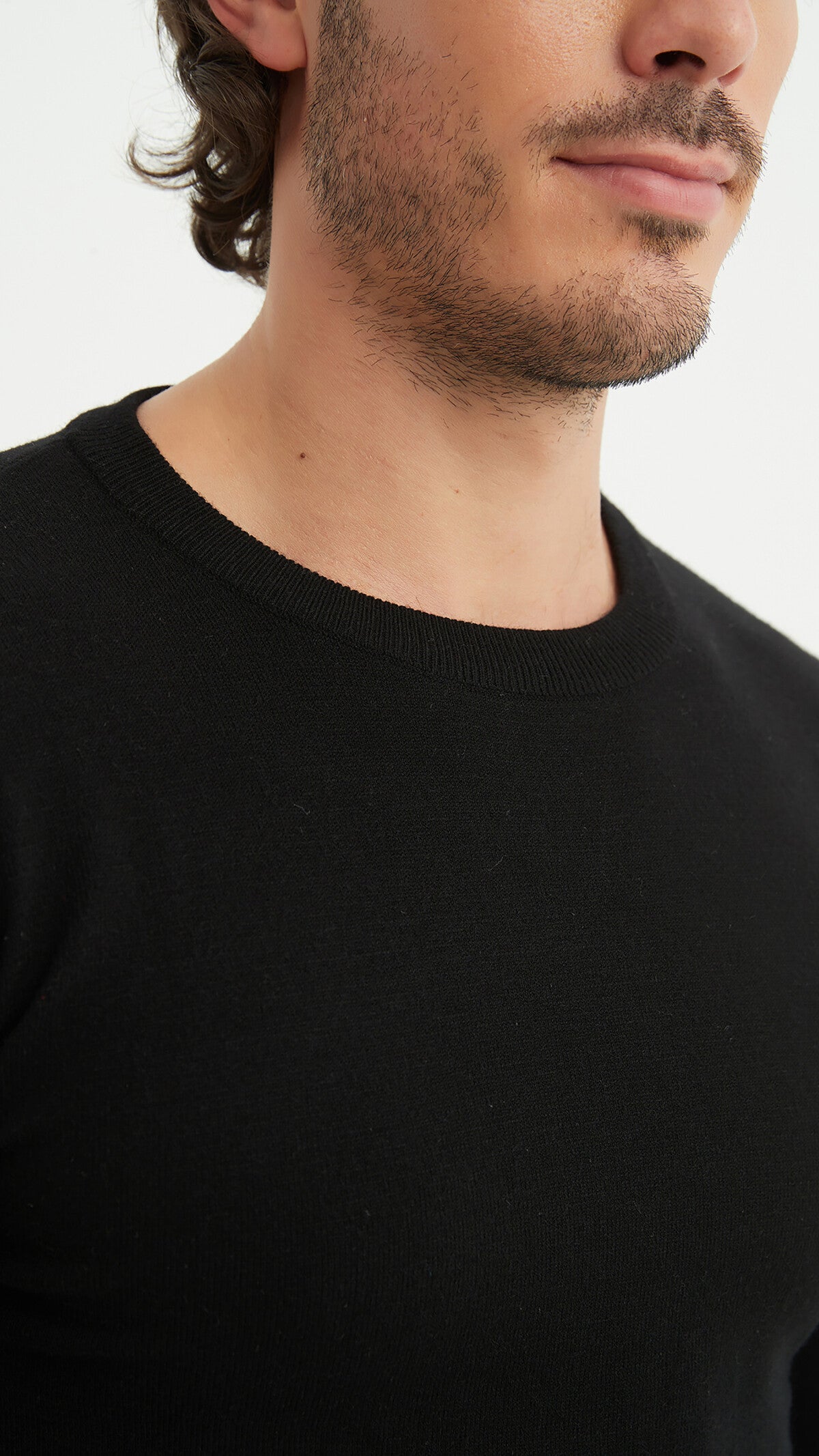 "Cashmere Touch" round neck sweater - Black